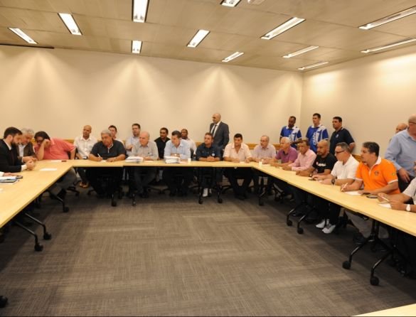 entrega da pauta fiesp