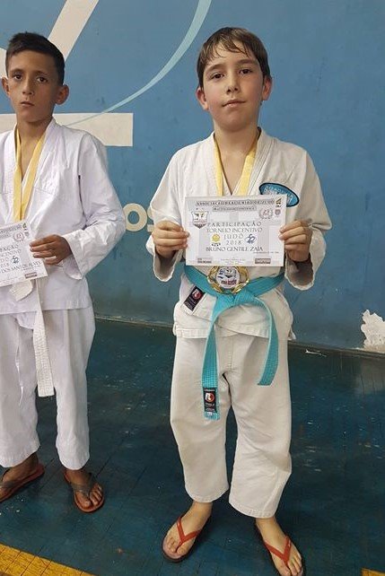 Aluno da escolinha de judô do Sindicato vence campeonato em Araraquara