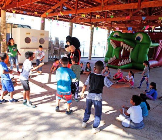 Recreação de férias agita o Clube do Sindicato