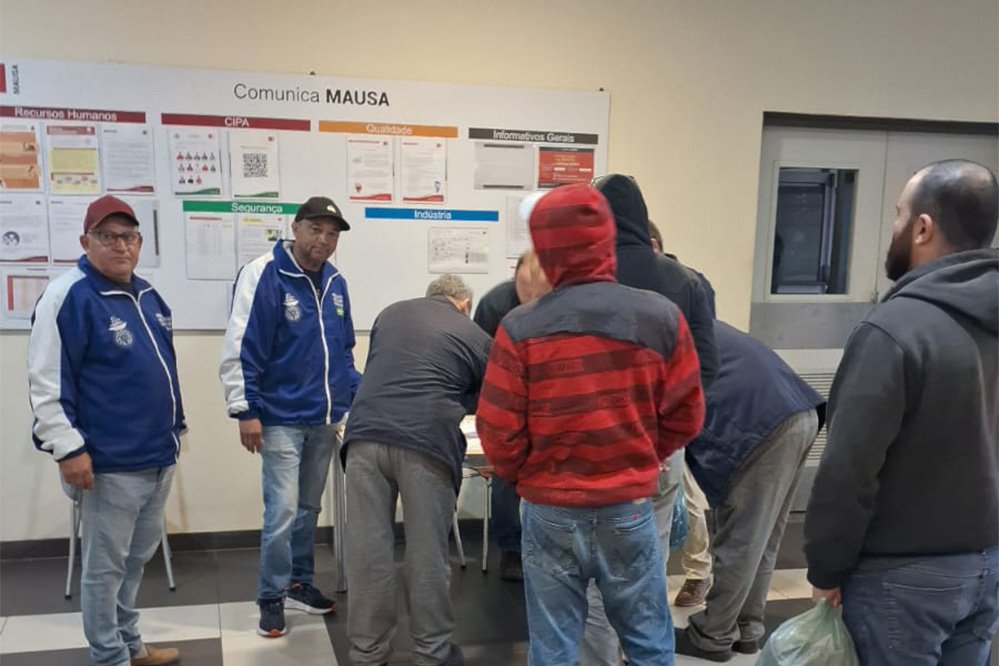 Mausa recebe representantes do Sindicato