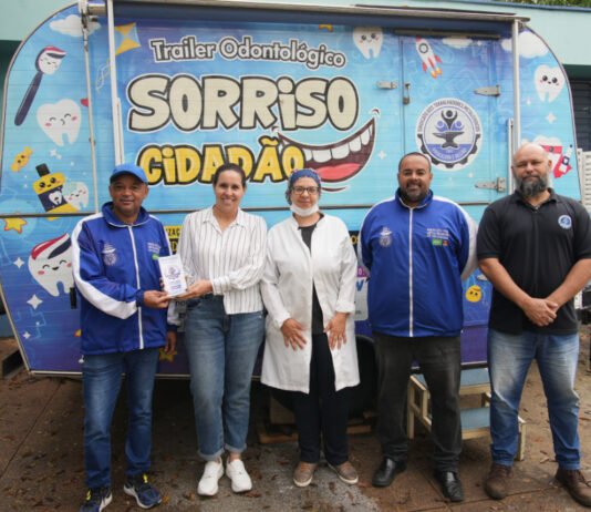 Sorriso Cidadão em atendimento na E.M. Profa. Heloisa Helena Azanha Naime