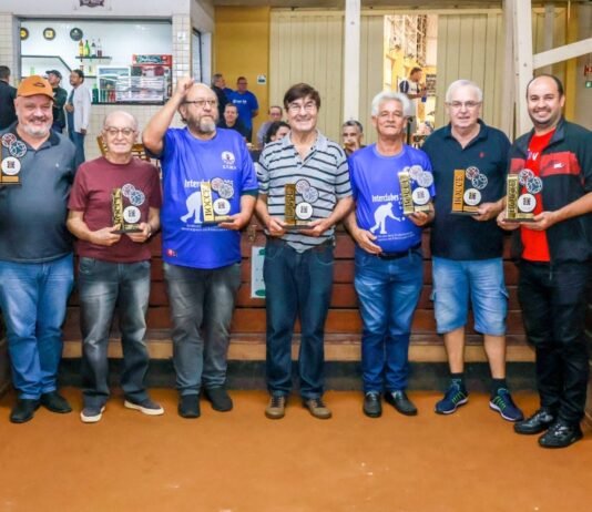 Clube Recreativo dos Metalúrgicos é campeão do Bocha do torneio Clube de Campo