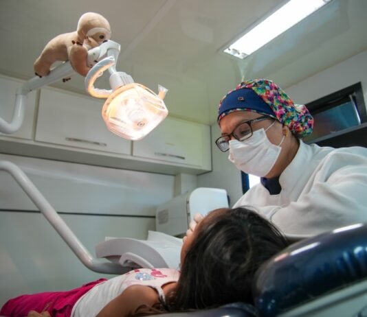 Sorriso em atendimento na E.M. Profa. Josepha Fernandes Rotta