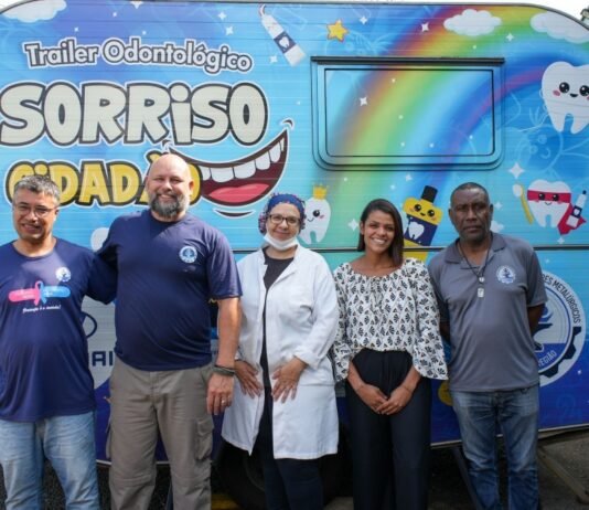 E.M. Roberta Eleutério Amaral recebeu o trailer Sorriso Cidadão