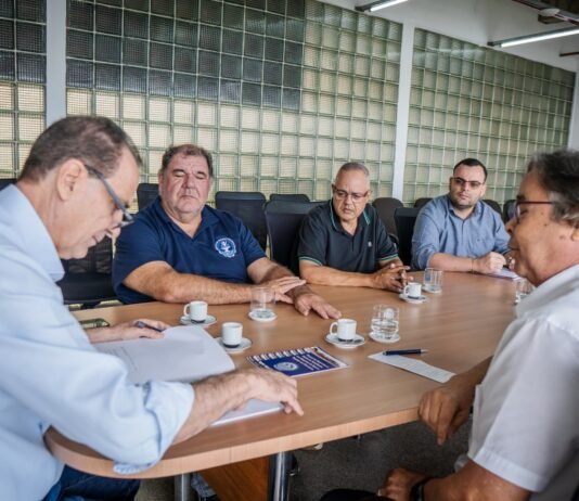 Presidente Juca busca junto ao prefeito melhorias